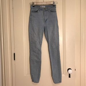 AA light wash pencil jean